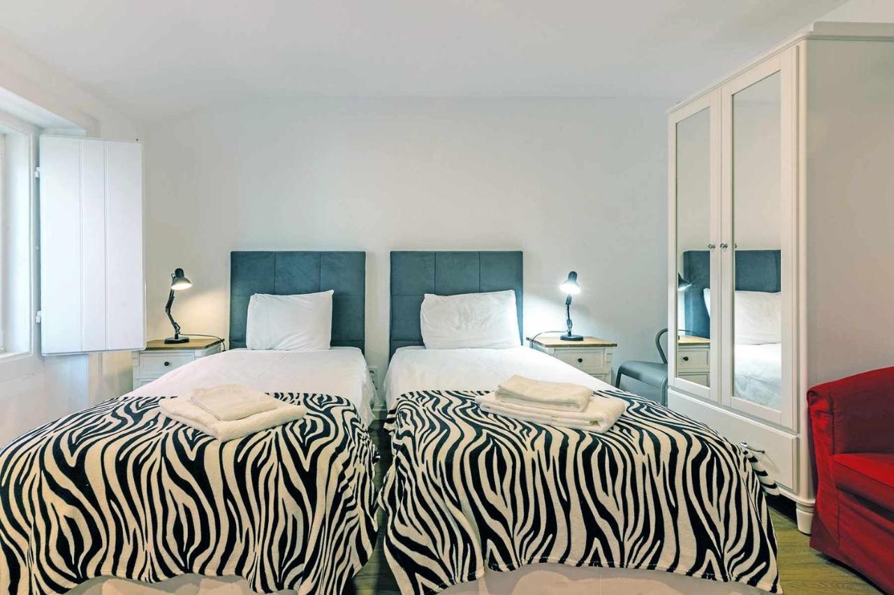 Bairro Alto Palace Special For Groups Up To 24 Guests Lissabon Buitenkant foto